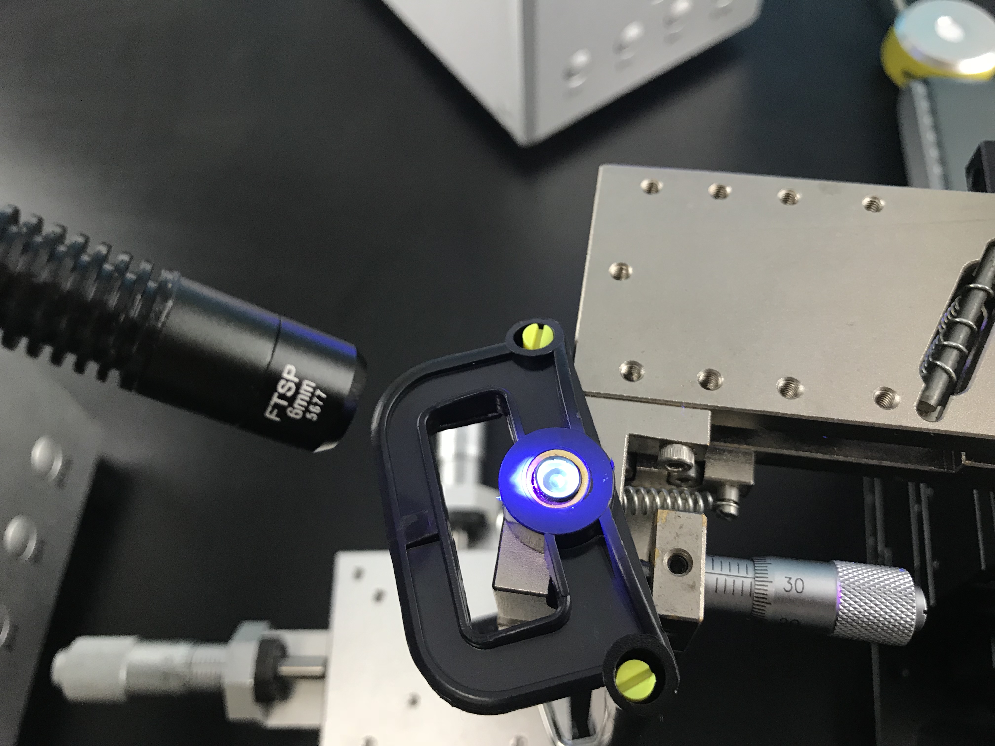 【UV膠水】的折射率是什么？不同的折射率該如何選擇？