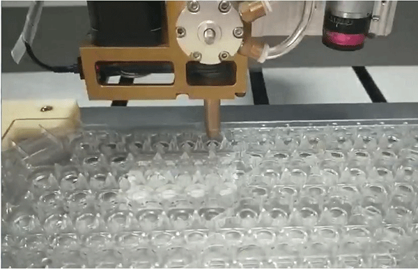 【UV膠】點膠時出現斷膠的原因？如何解決？